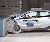 2011 Chevrolet Volt IIHS Frontal Impact Crash Test Picture